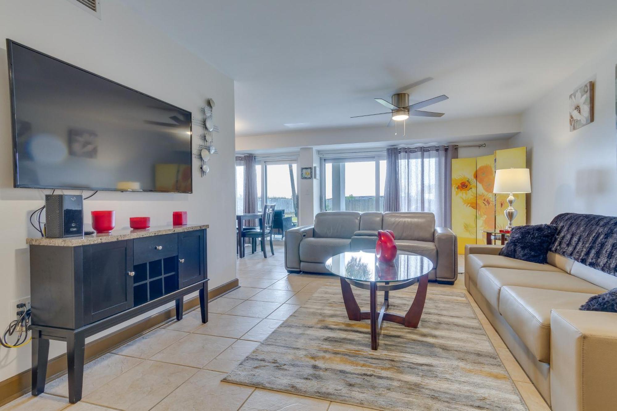 Pensacola Beach Condo With Patio And Access To Beach! Екстер'єр фото