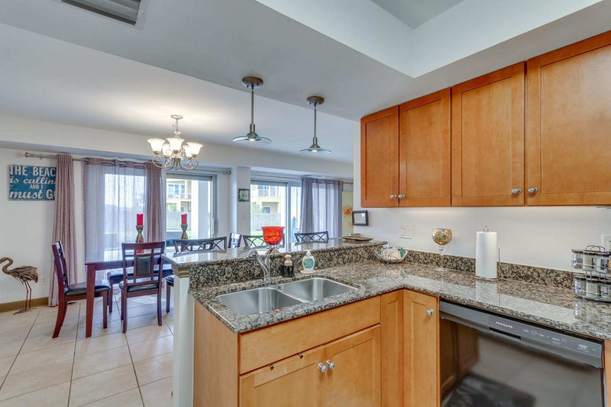 Pensacola Beach Condo With Patio And Access To Beach! Екстер'єр фото